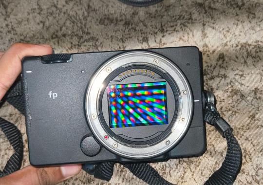 SIGMA FP mirrorless full frame camera