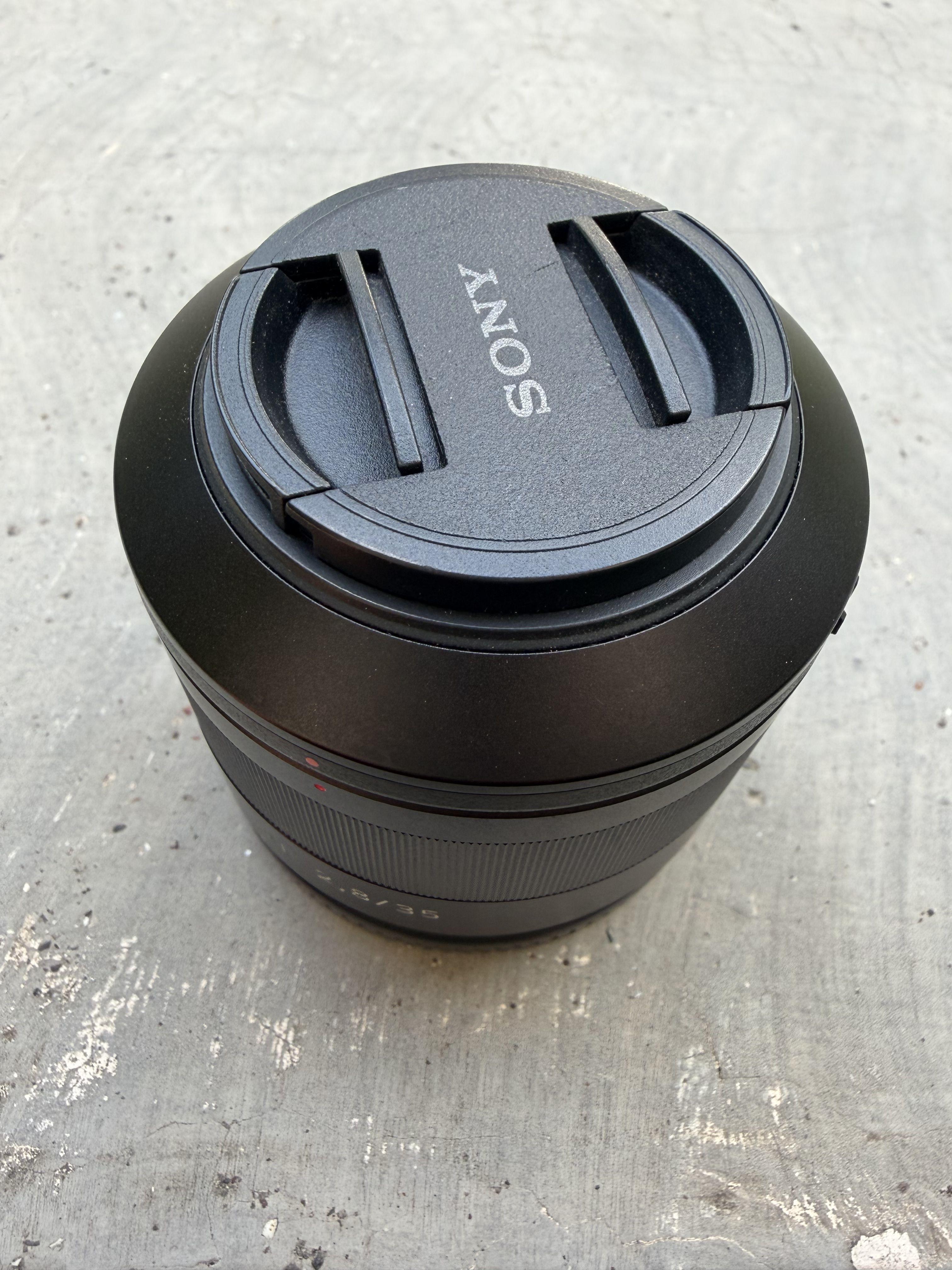 Sony Sonnar T* FE 35mm f/2.8 ZA