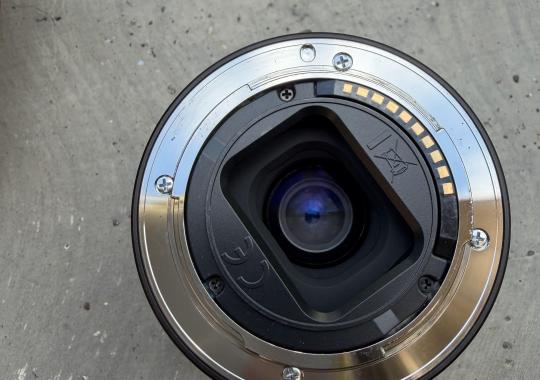 Sony Sonnar T* FE 35mm f/2.8 ZA