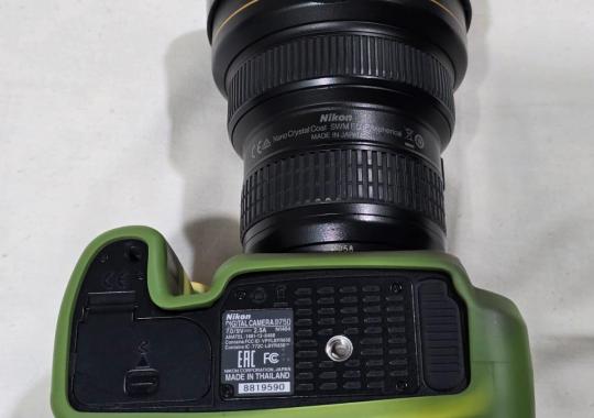 Nikon D 750 Good condition, less used. Shutter count 46800